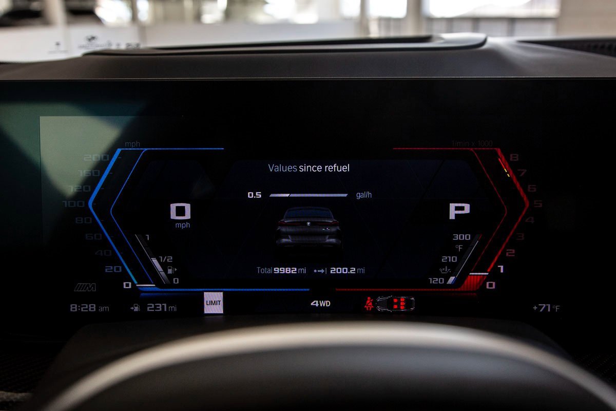 Certified 2025 BMW X6 M Competition w/ Executive Package image 11