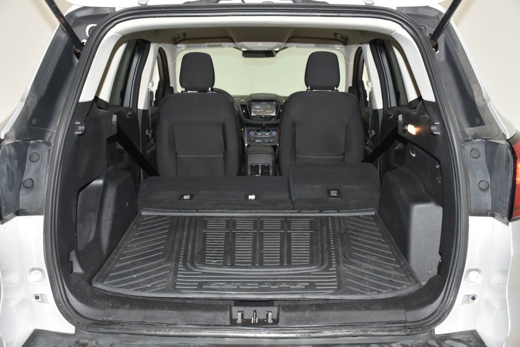 Used 2019 Ford Escape SE FWD image 30