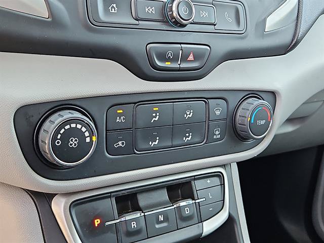 Used 2022 GMC Terrain SLE FWD image 19