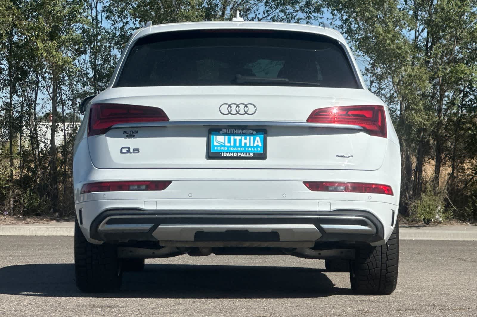 Used 2021 Audi Q5 2.0T Premium w/ Convenience Package AWD/4WD image 7