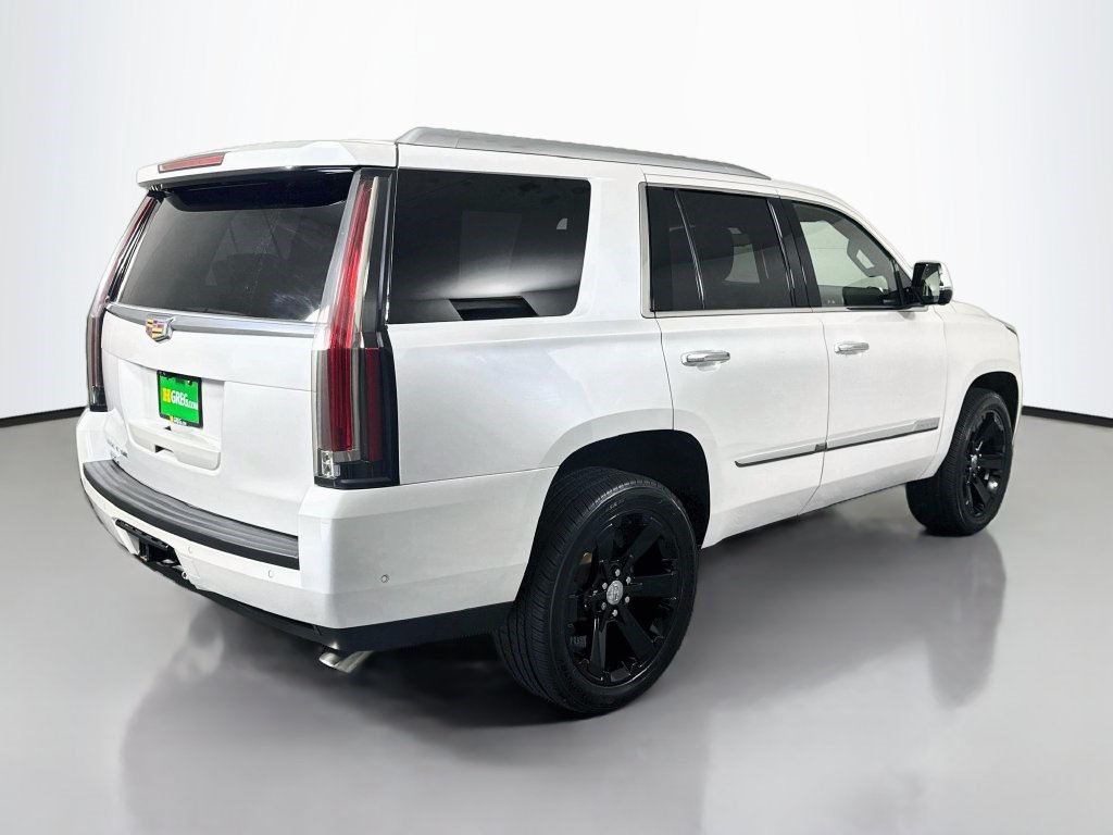 Used 2019 Cadillac Escalade Platinum AWD/4WD image 10