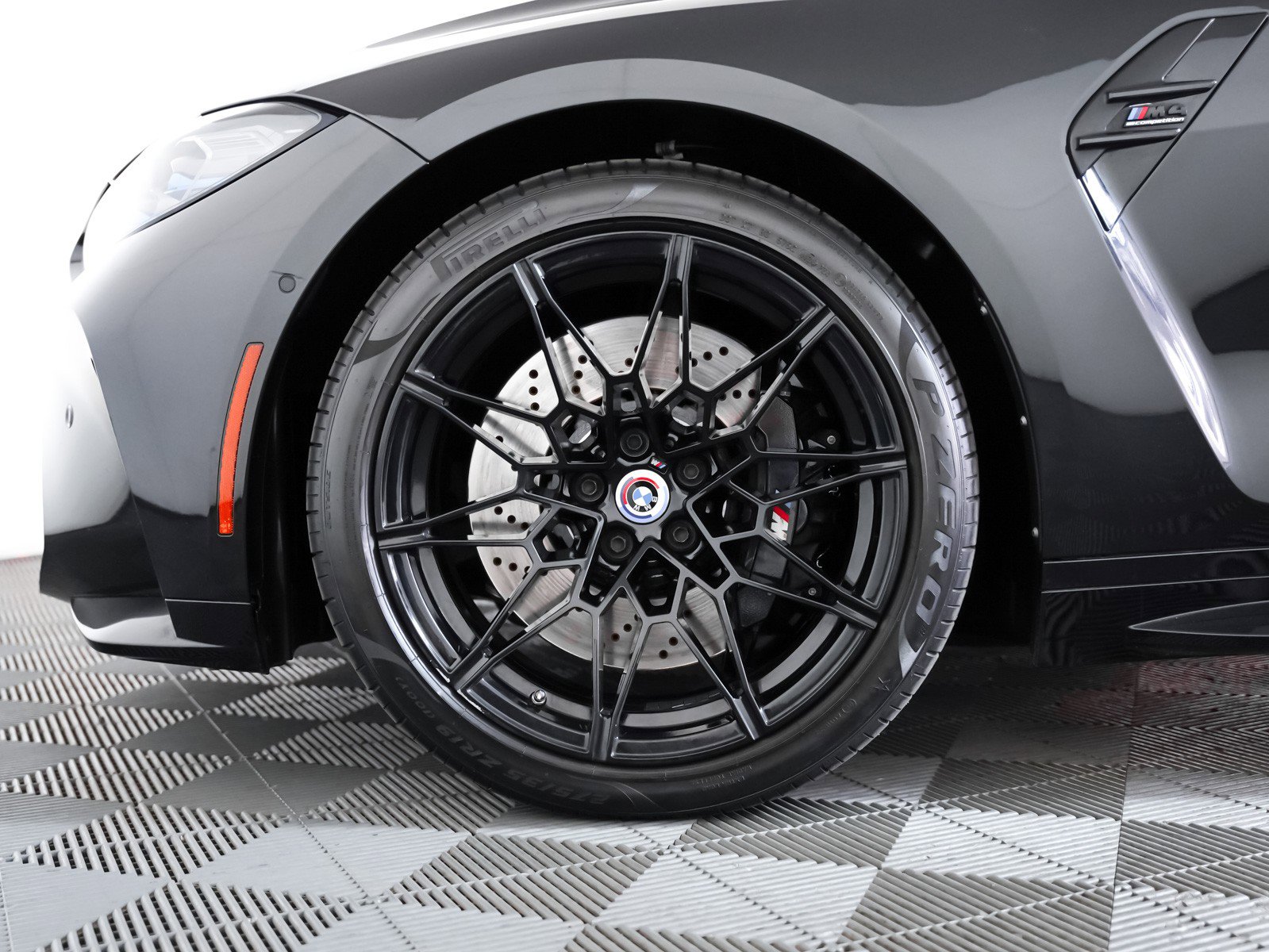 Used 2023 BMW M4 xDrive Competition image 6