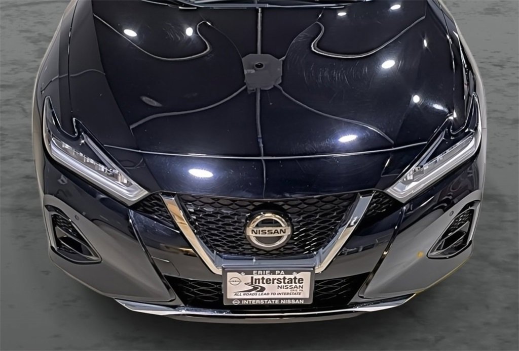 Used 2019 Nissan Maxima SR w/ Premium Package image 16