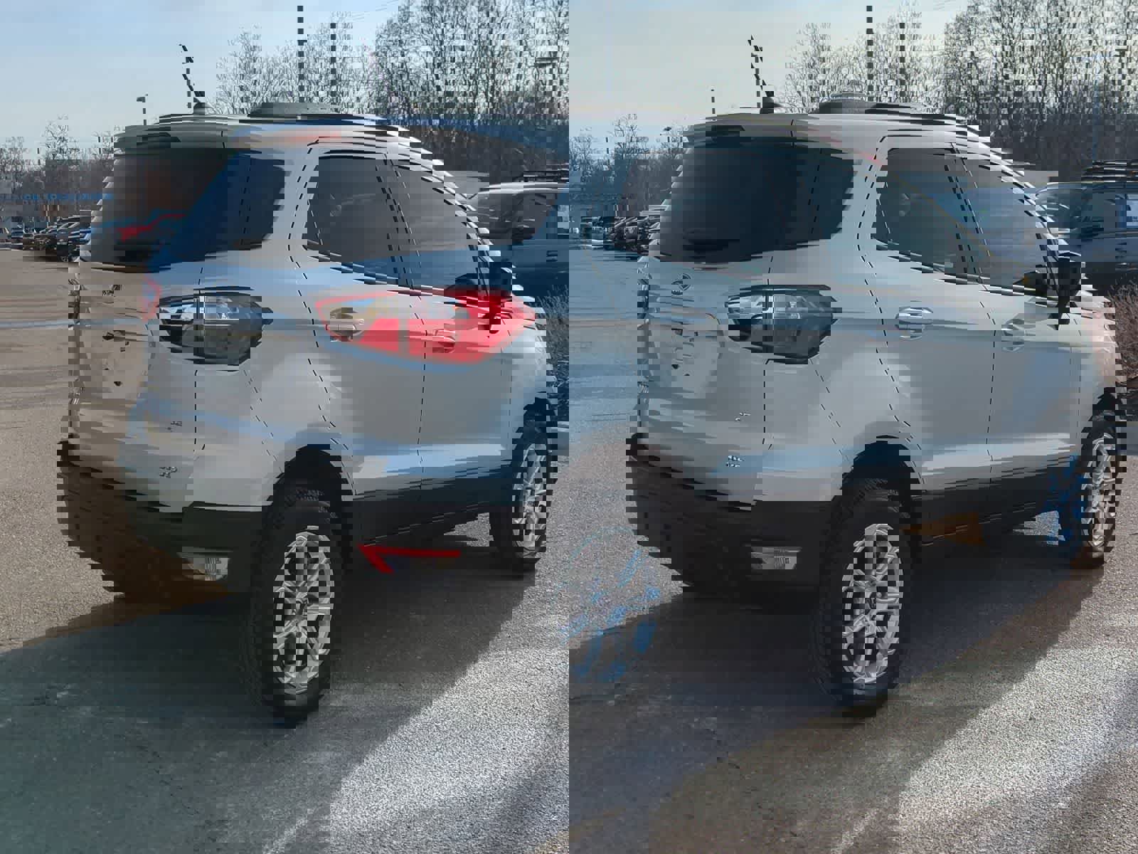 Used 2020 Ford EcoSport SE w/ SE Convenience Package image 8