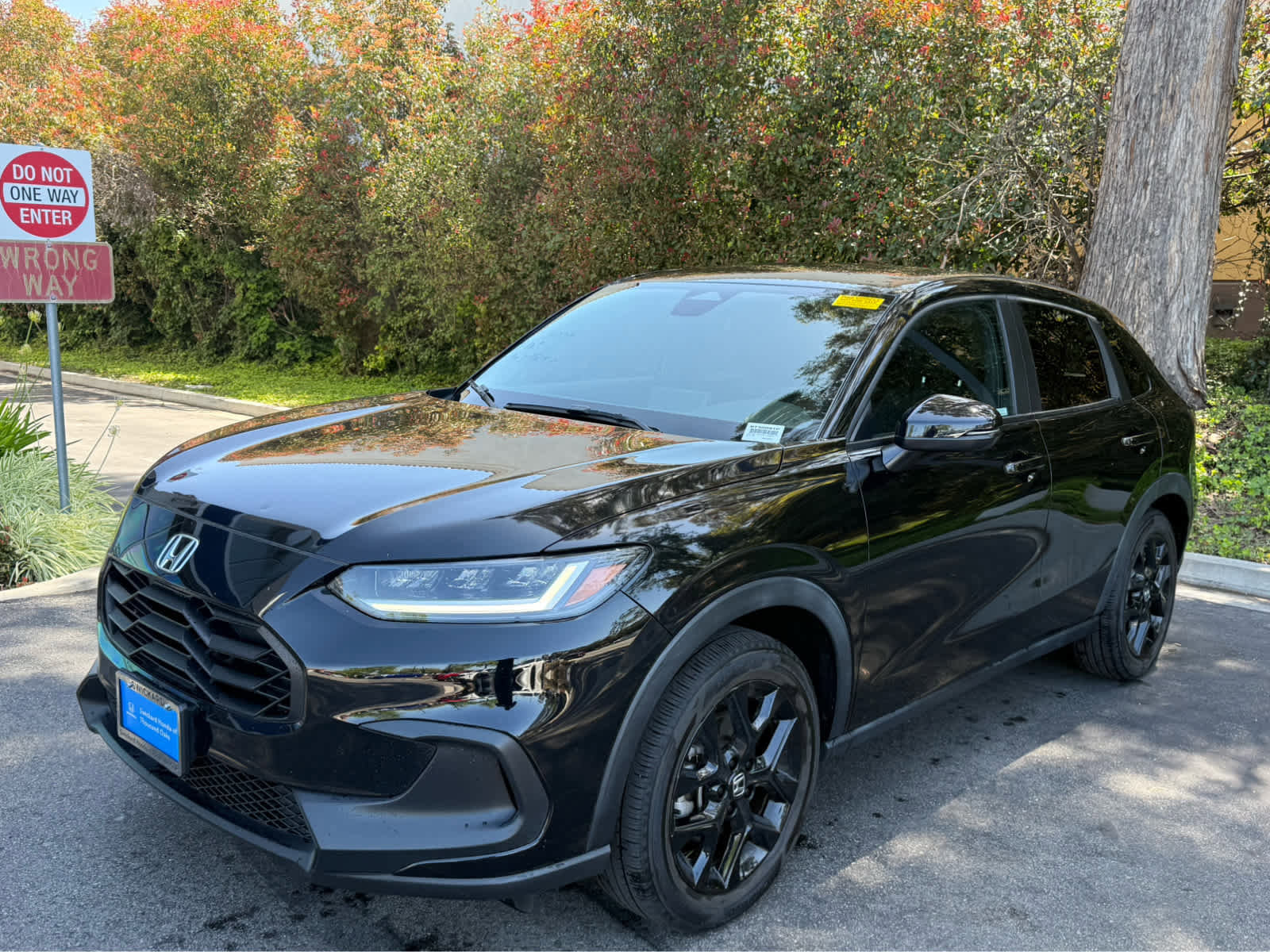Used 2023 Honda HR-V Sport image 2