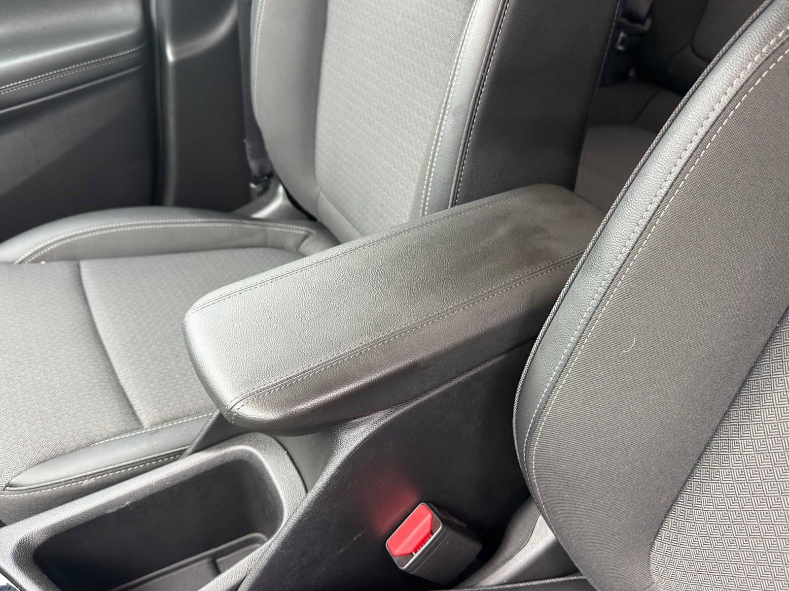 Used 2023 Buick Encore GX Preferred w/ Cold Weather Comfort Package FWD image 10