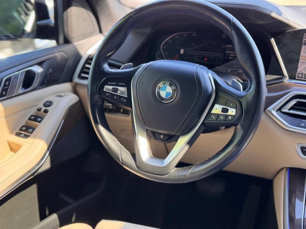 Used 2022 BMW X5 xDrive40i w/ Premium Package AWD/4WD image 27