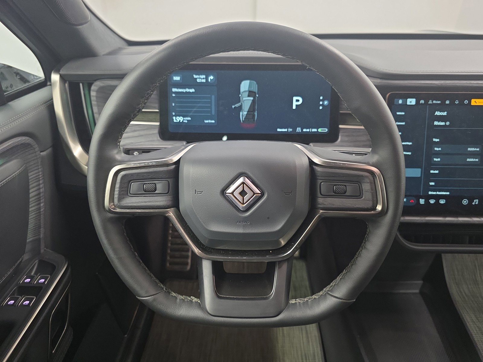 Used 2024 Rivian R1S Adventure AWD/4WD image 28