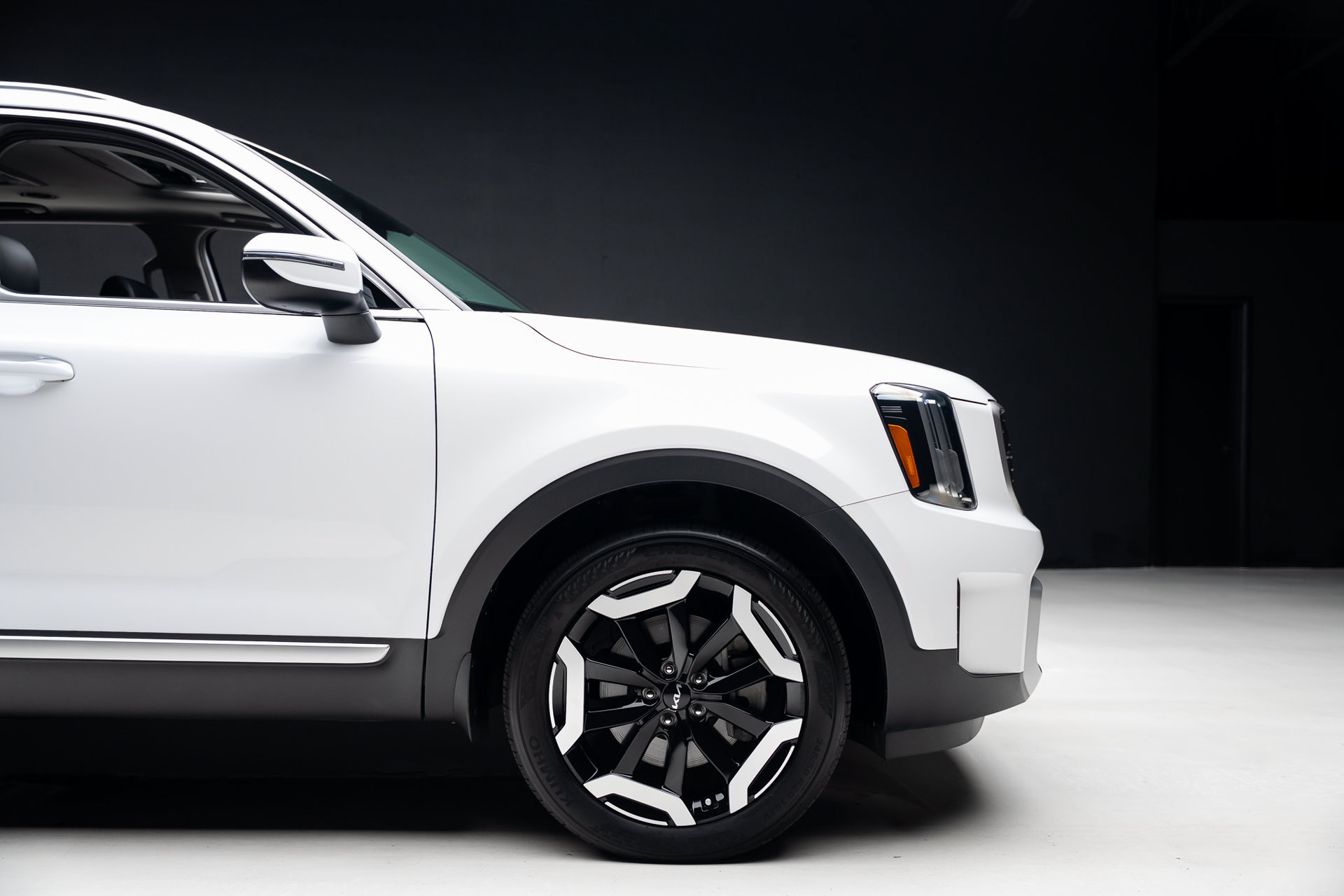 Used 2024 Kia Telluride S w/ S Sunroof Package FWD image 36