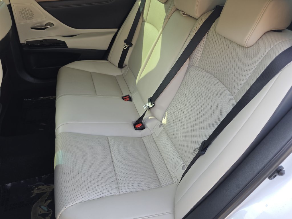 Certified 2023 Lexus ES 350 w/ Premium Package FWD image 21