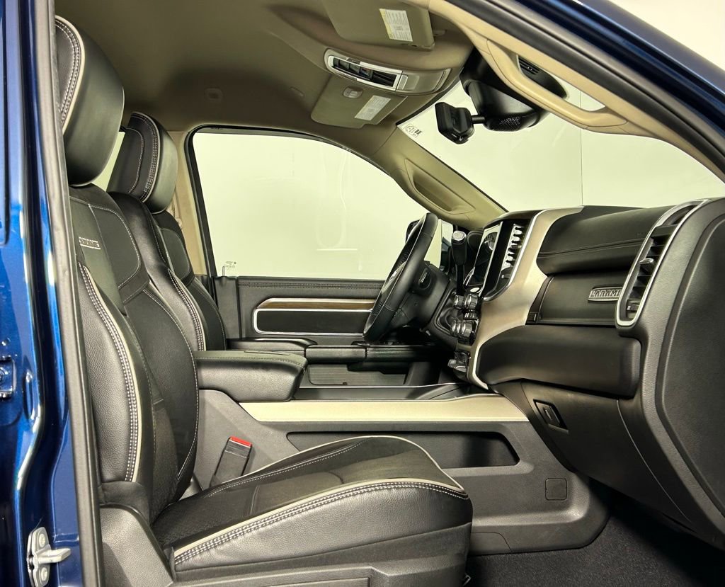 Used 2022 RAM 3500 Laramie w/ Max Tow Package image 11