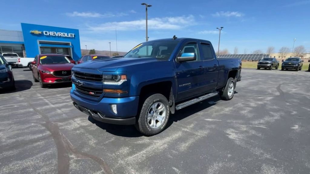 Used 2019 Chevrolet Silverado 1500 LT w/ All Star Edition image 4