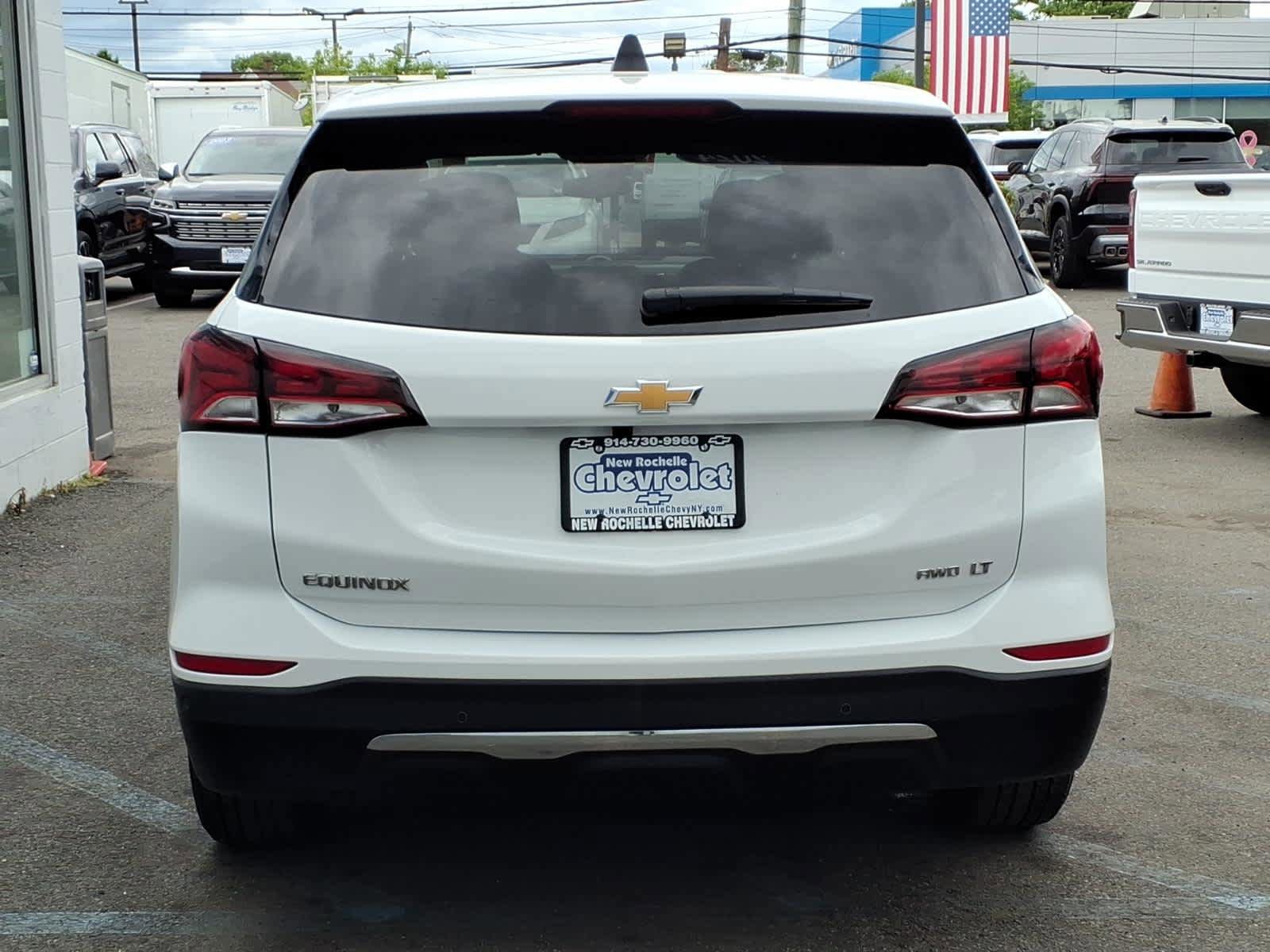 Used 2024 Chevrolet Equinox LT AWD/4WD image 5