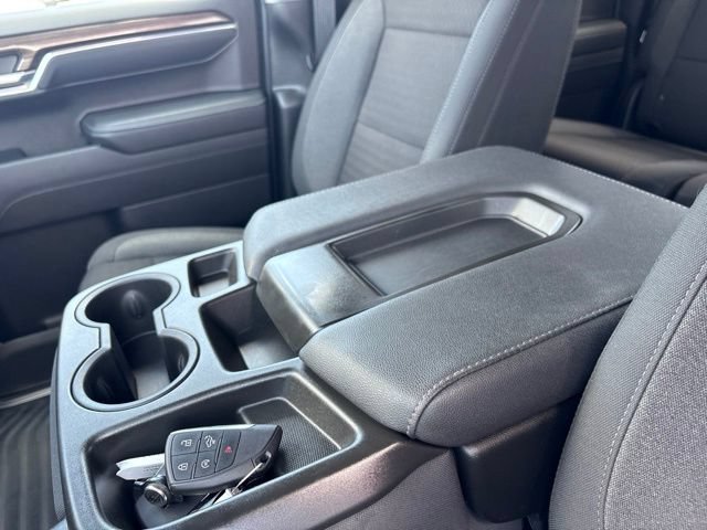 Used 2023 Chevrolet Silverado 1500 LT AWD/4WD image 29