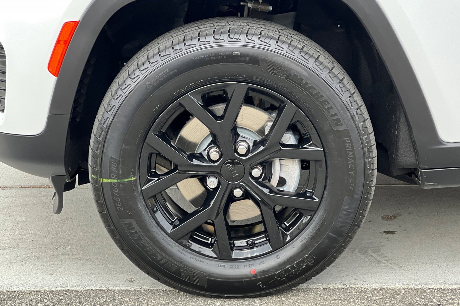 New 2025 Jeep Grand Cherokee Altitude image 25