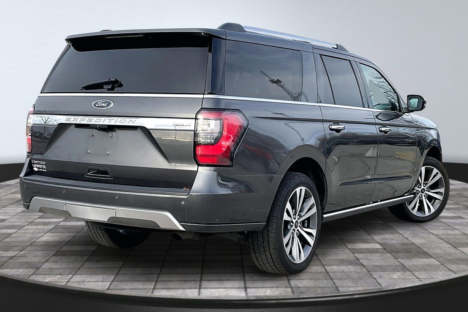 Used 2021 Ford Expedition Max Limited image 2
