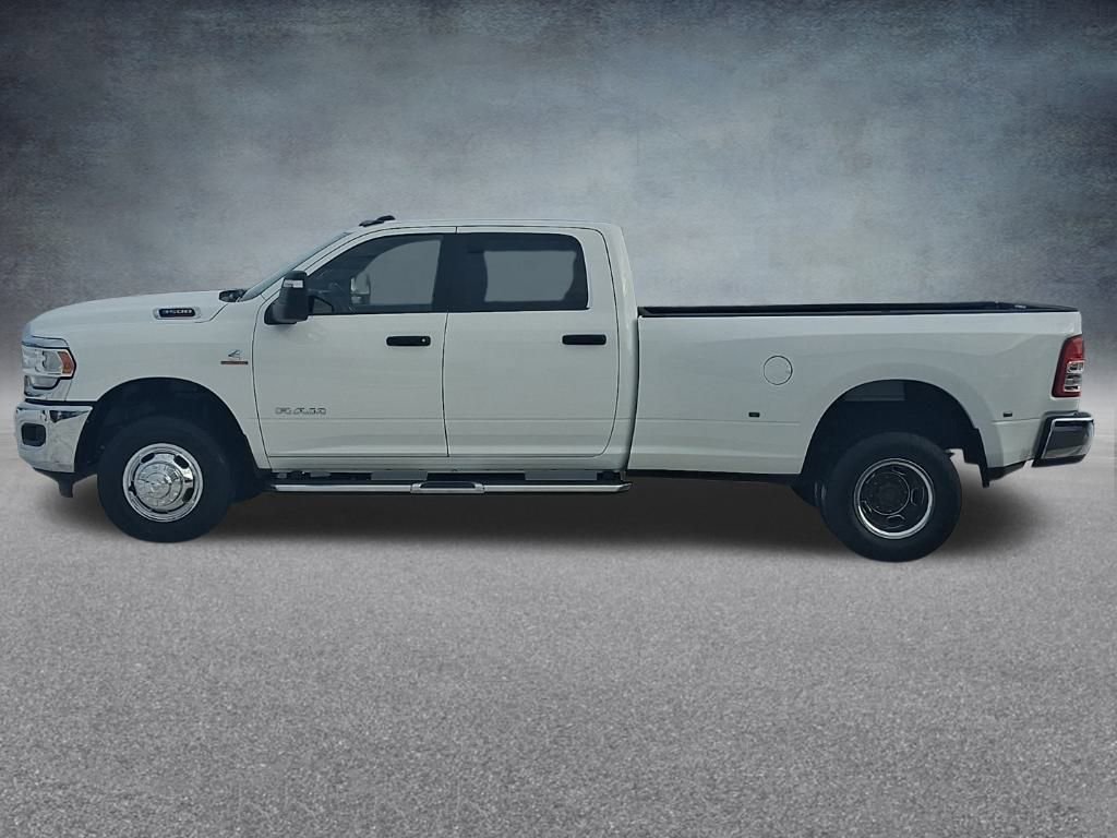 Used 2024 RAM 3500 Big Horn image 11