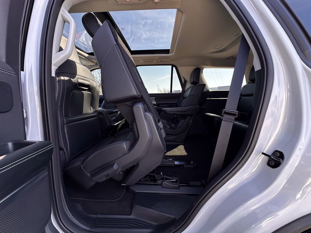 New 2025 Ford Expedition Platinum w/ Driver's Package image 56