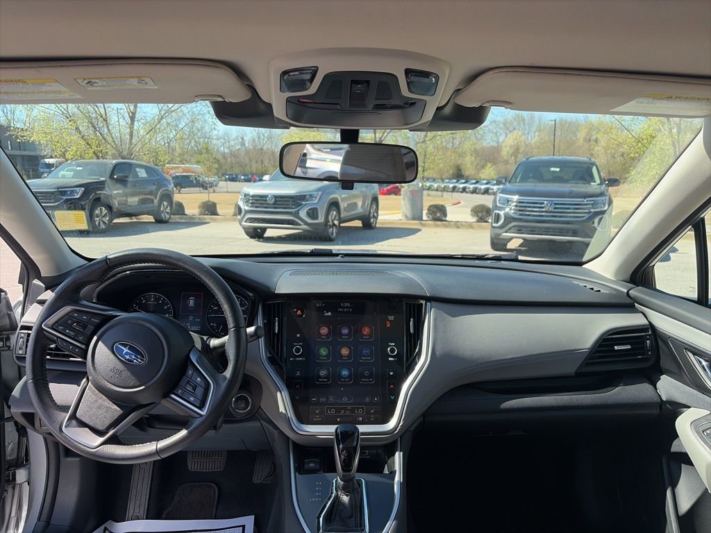 Used 2025 Subaru Outback Premium image 28