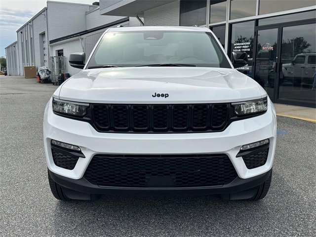 New 2025 Jeep Grand Cherokee Limited image 4