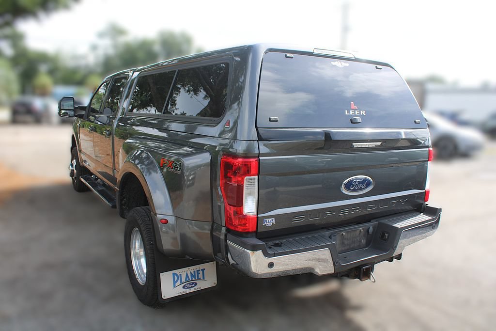 Used 2019 Ford F350 Lariat w/ Lariat Value Package AWD/4WD image 14