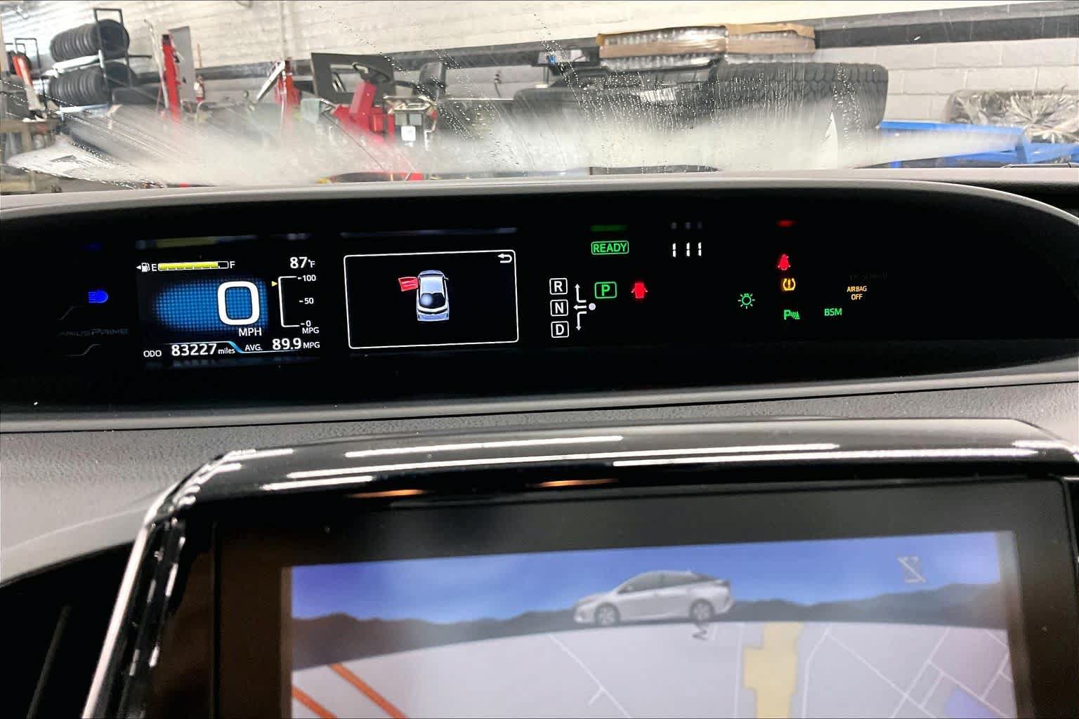 Used 2018 Toyota Prius Prime Advanced FWD image 25