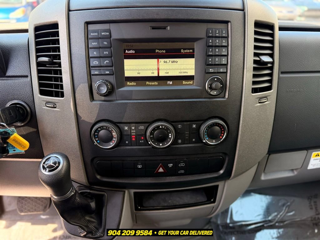 Used 2015 Mercedes-Benz Sprinter 3500 image 13