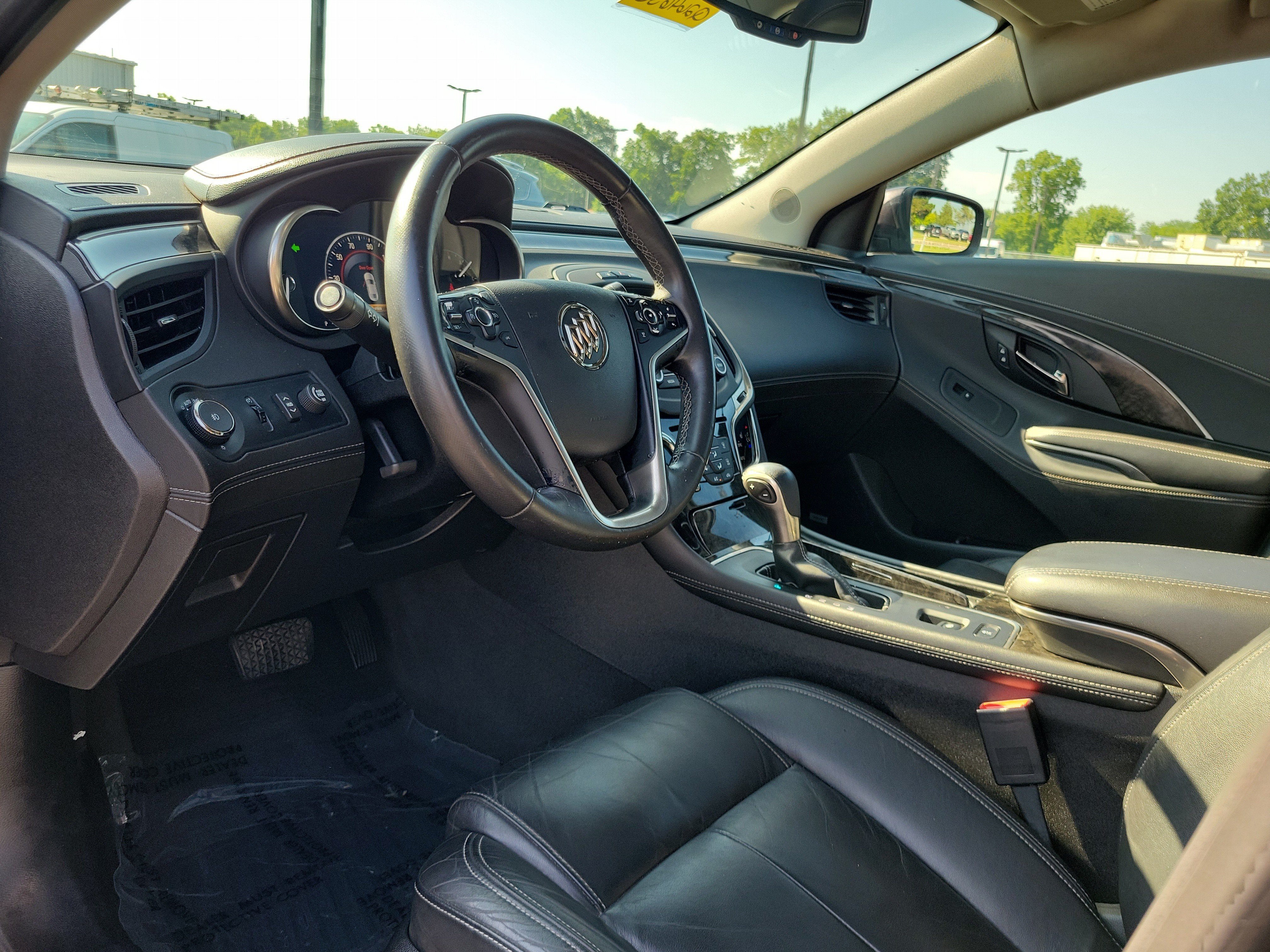 Used 2014 Buick LaCrosse Leather w/ Driver Confidence Package FWD image 19