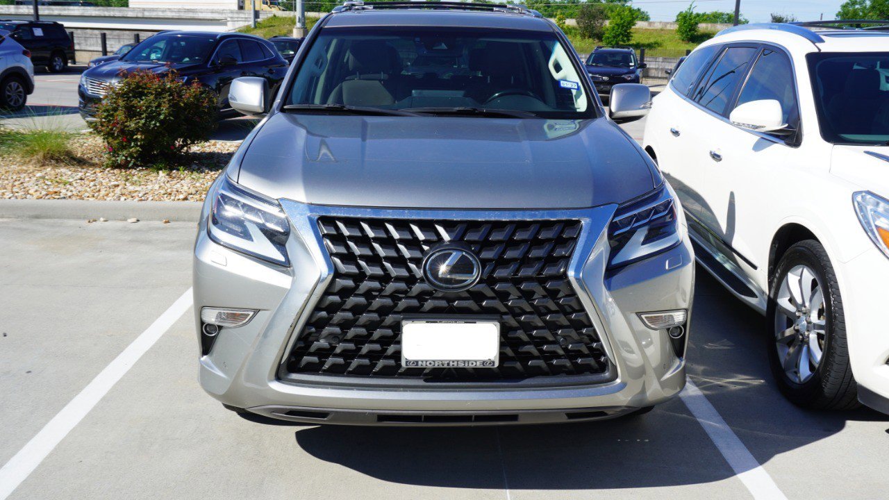 Used 2023 Lexus GX 460 Premium image 2