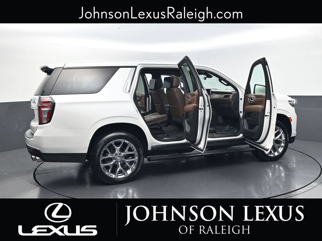 Used 2021 Chevrolet Tahoe High Country w/ Premium Package AWD/4WD image 33