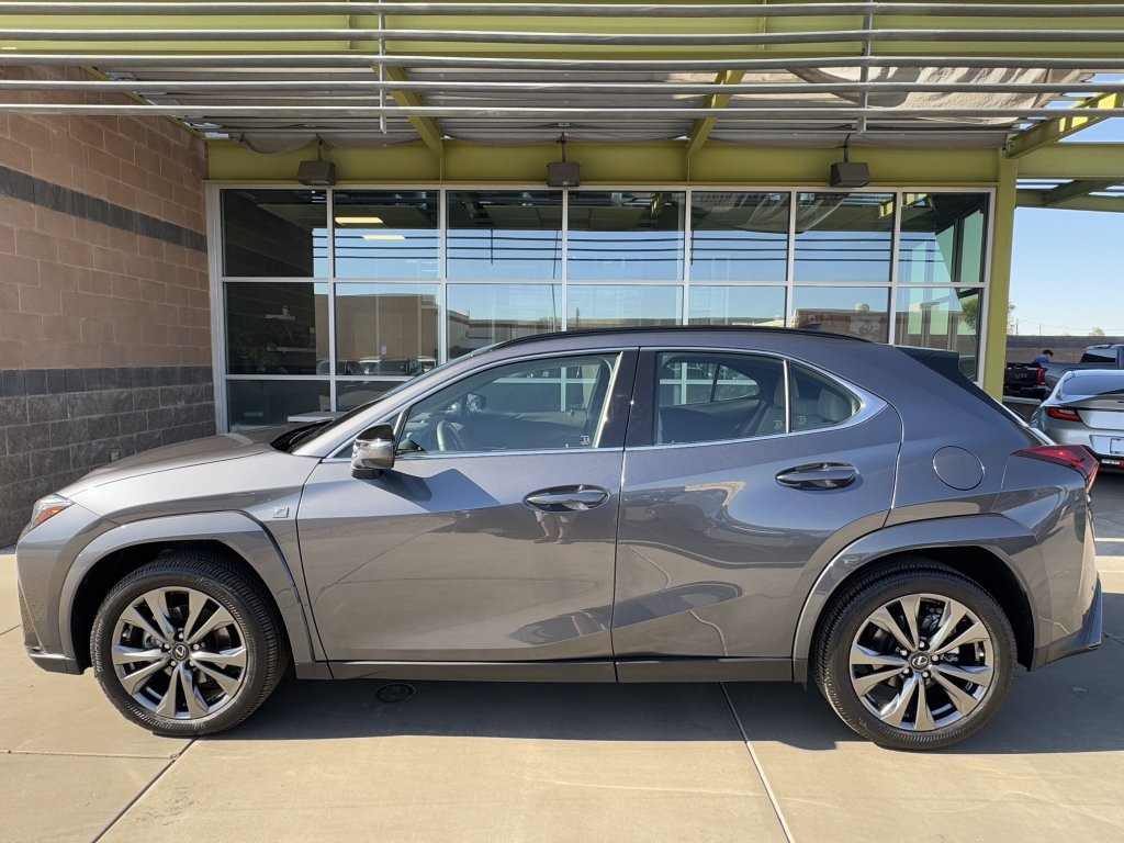 Used 2024 Lexus UX 250h F Sport image 7