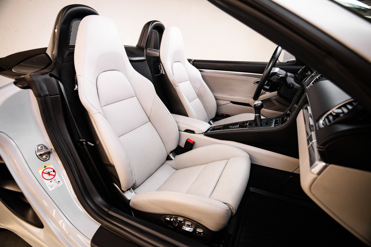 Certified 2024 Porsche 718 Boxster S RWD image 28