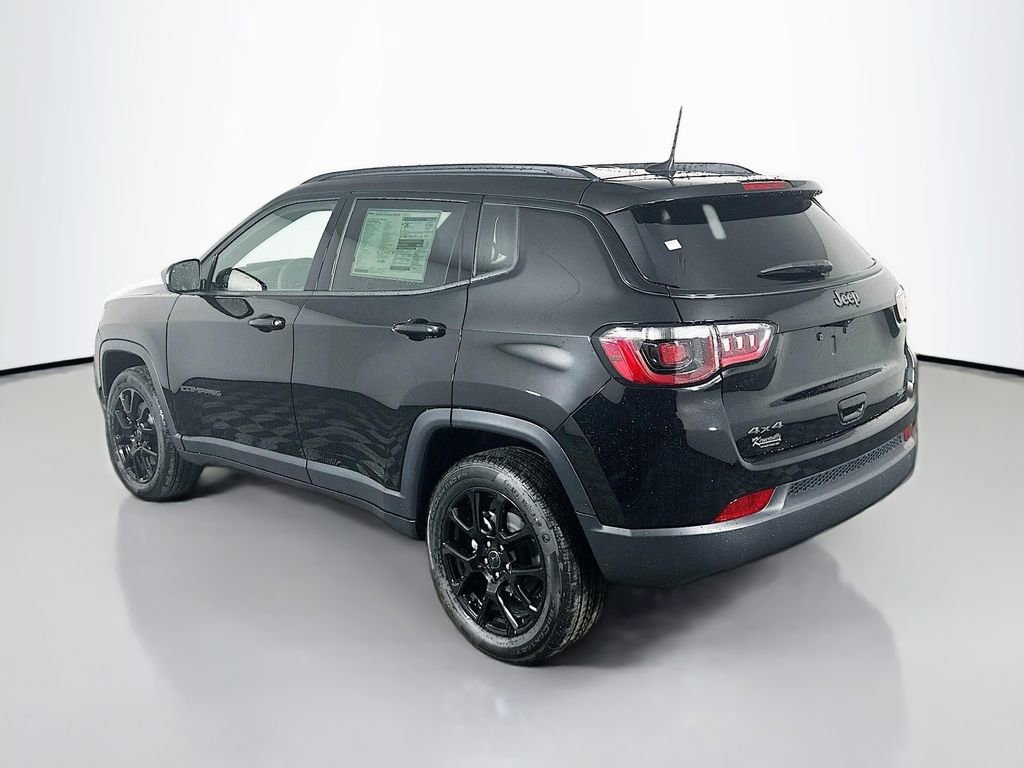 New 2026 Jeep Compass Latitude image 5