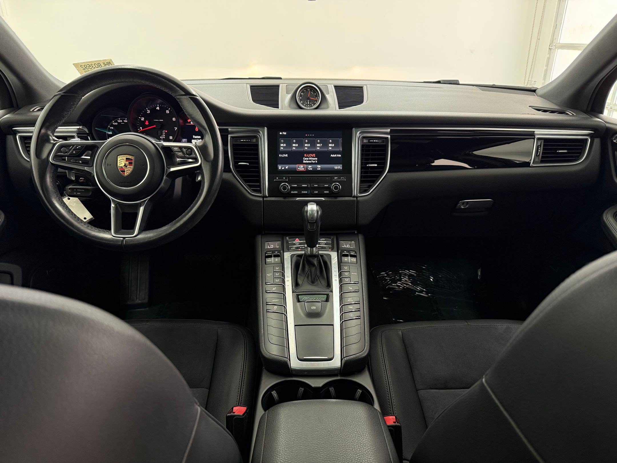 Used 2017 Porsche Macan AWD/4WD image 14