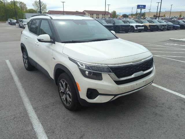 Certified 2023 Kia Seltos EX