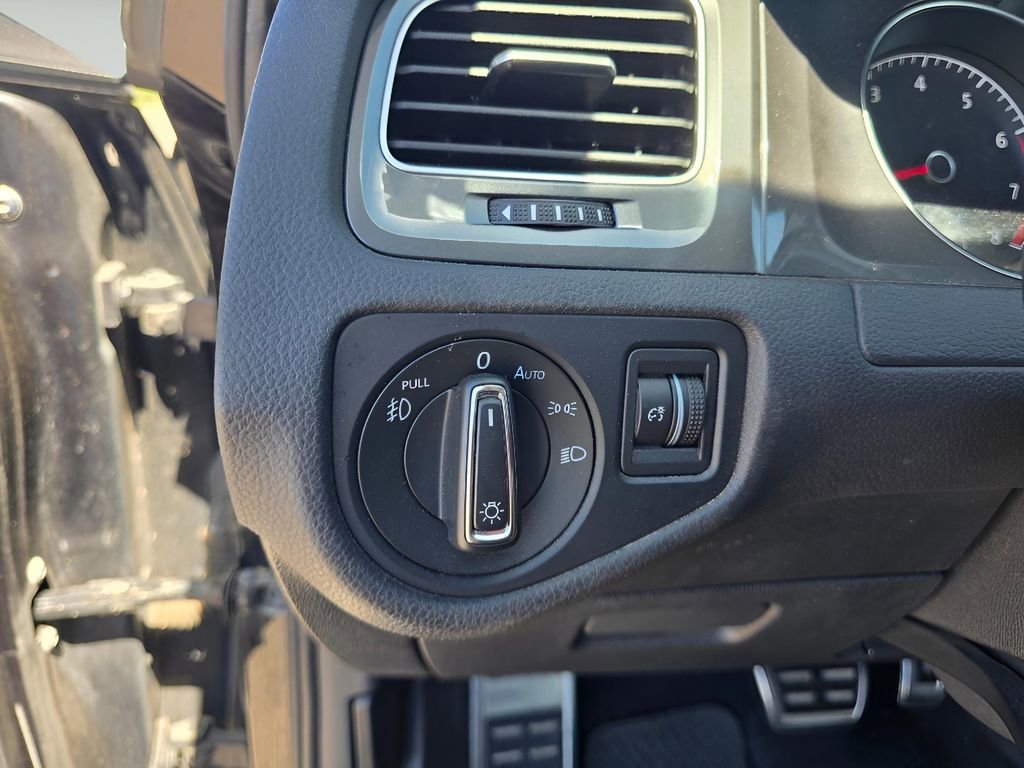 Used 2017 Volkswagen Golf Alltrack SE image 21