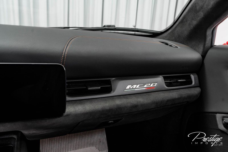 Used 2022 Maserati MC20 Coupe image 44