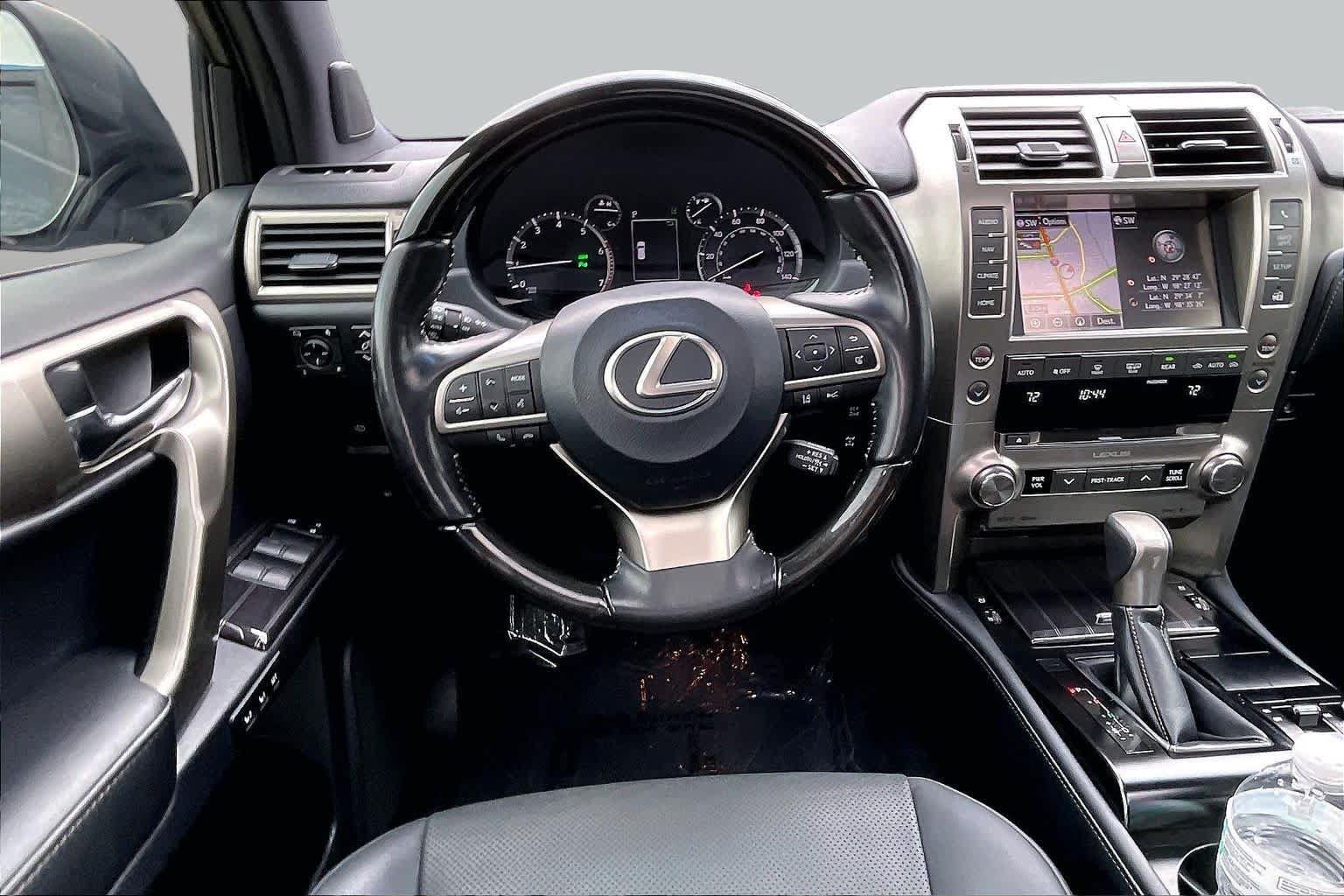 Used 2021 Lexus GX 460 Premium w/ Premium Package AWD/4WD image 6