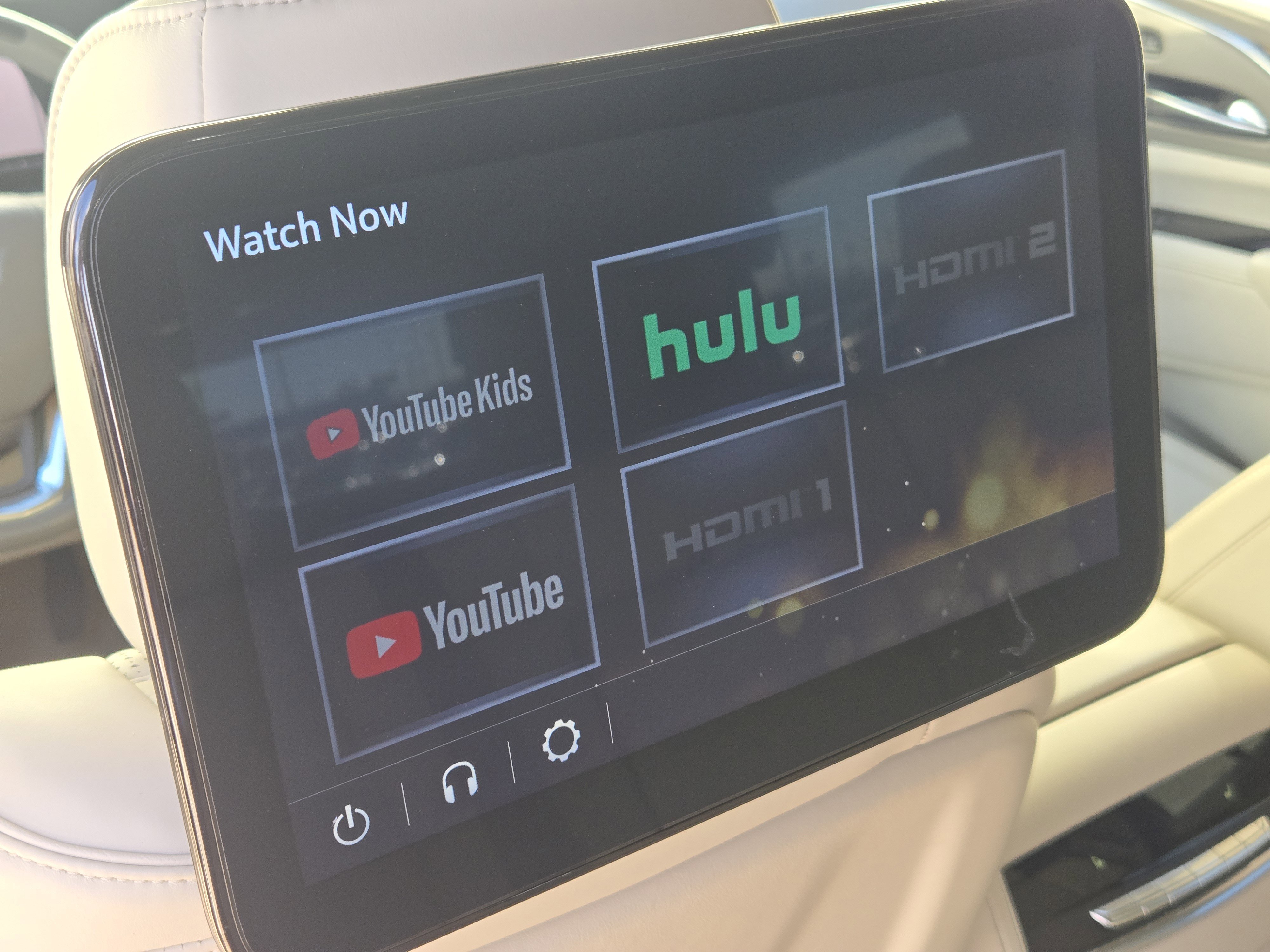 Used 2022 Cadillac Escalade Sport Platinum w/ Heavy-Duty Trailer Package image 33