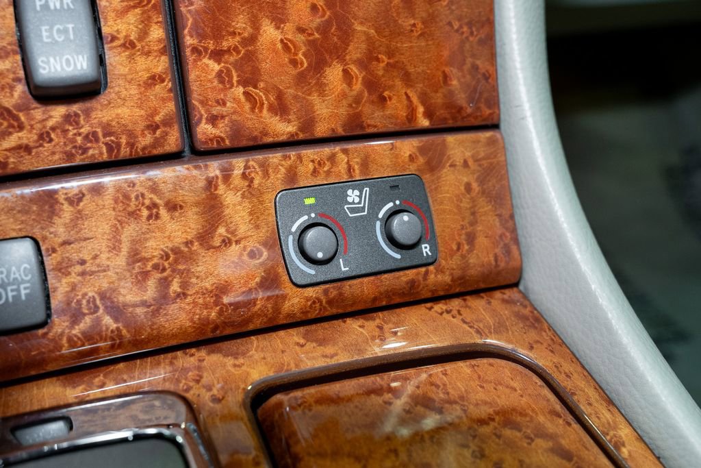 Used 2005 Lexus LS 430 image 25