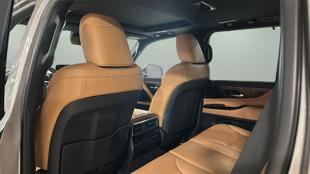 New 2026 Lexus LX 700h Luxury AWD/4WD image 13