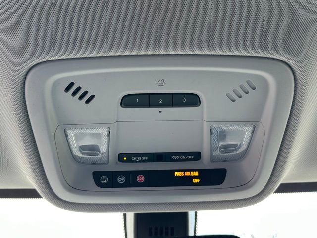 Used 2019 Chevrolet Traverse LT image 39