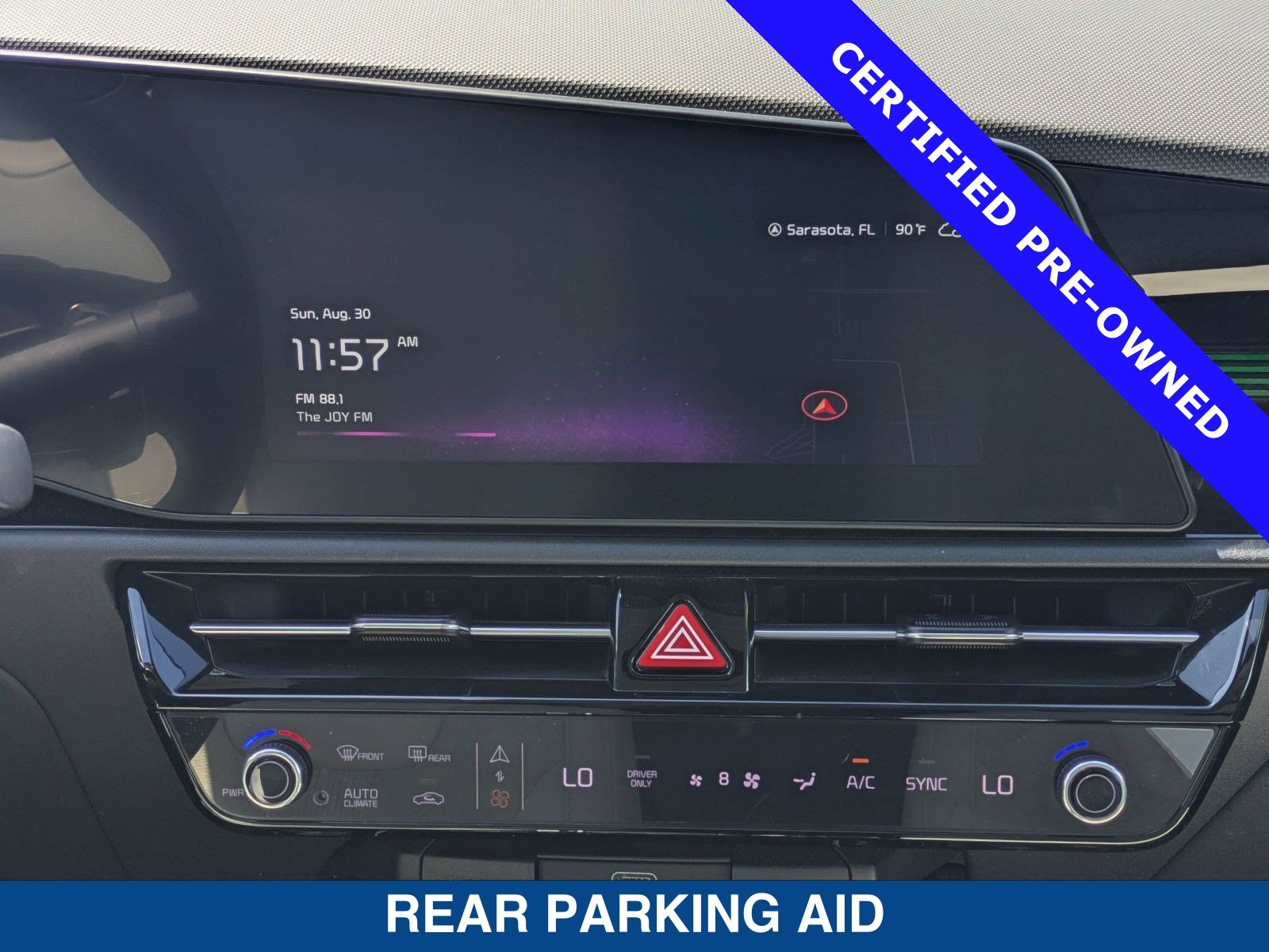 Used 2024 Kia Niro EX Touring FWD image 19