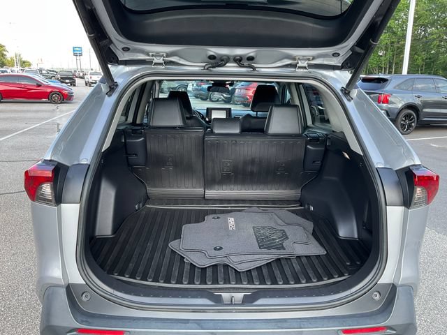 Used 2022 Toyota RAV4 XLE Premium FWD image 18