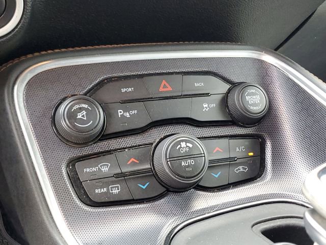 Used 2016 Dodge Challenger R/T Plus RWD image 28