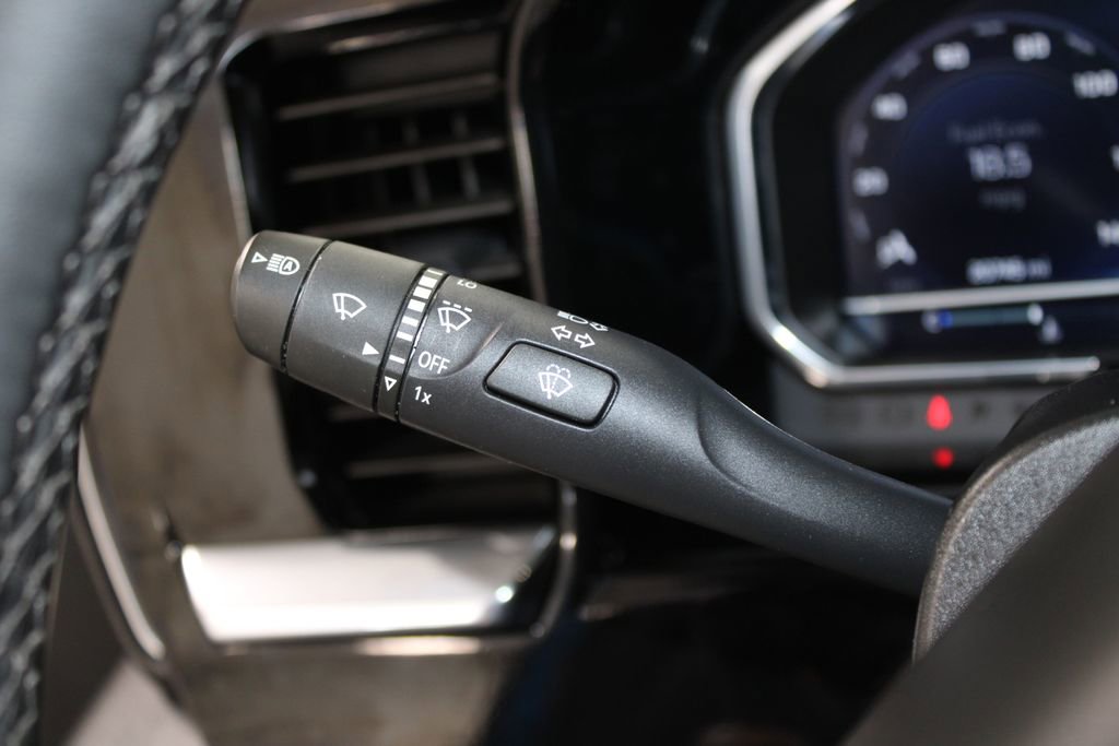 Used 2023 Chevrolet Silverado 1500 LT image 26