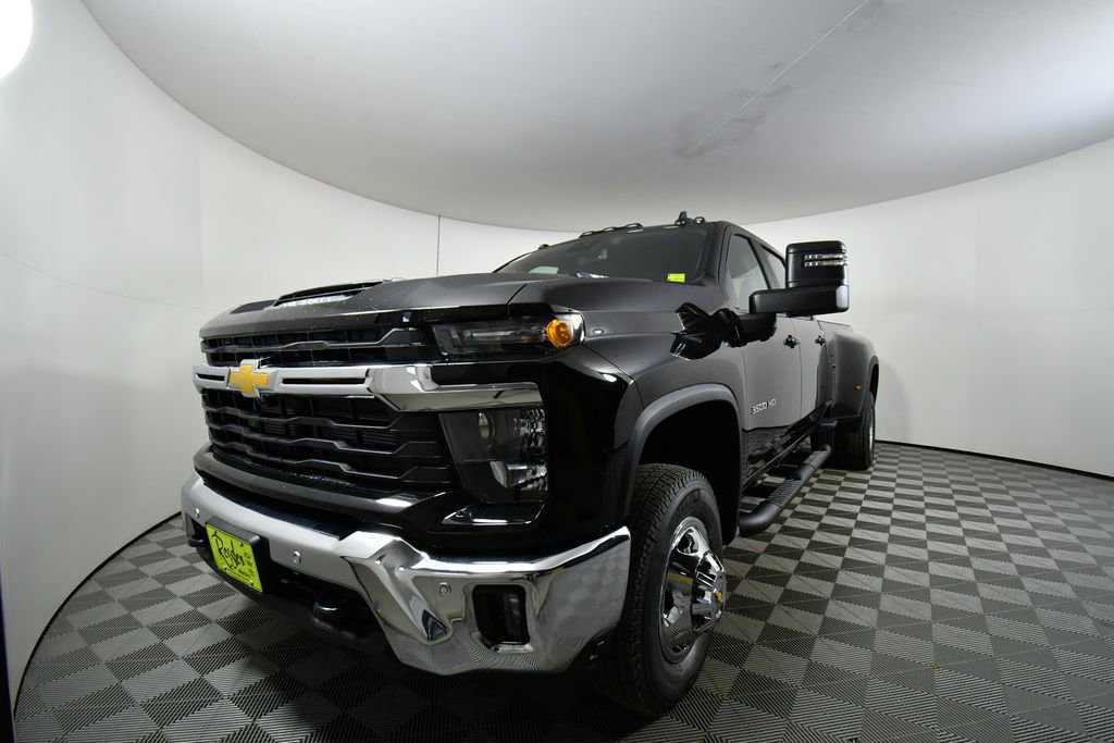 New 2026 Chevrolet Silverado 3500 LT w/ Safety Package image 6