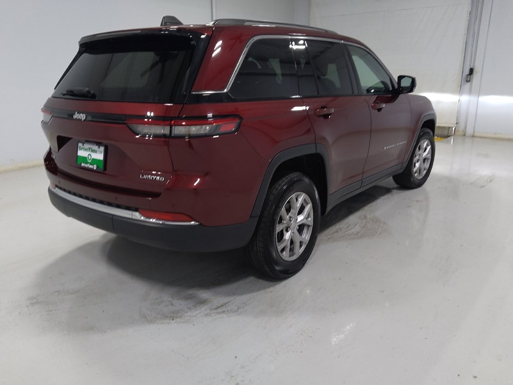 Used 2023 Jeep Grand Cherokee Limited AWD/4WD image 9