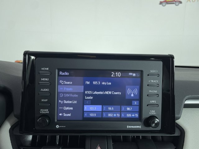 Used 2021 Toyota RAV4 XLE AWD/4WD image 21