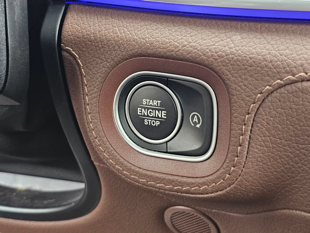 Used 2024 Mercedes-Benz GLS 580 4MATIC image 38